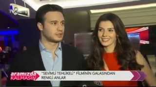 Özcan Denizin Yazıp Yönettiği Sevimli Tehlike Filminin Galası Ünlü Akınına Uğradı.