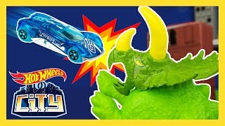 TRICERATOPS VS EPIC HOT WHEELS CARS | Hot Wheels City | Hot Wheels