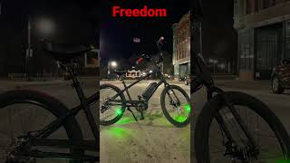The Electra Townie Go Loving America
