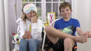 We Are The Davises Whats On My Foot Blindfolded Challenge