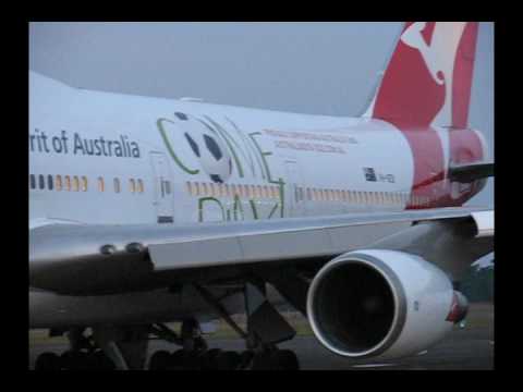 decolagem 747 Qantas SBFI