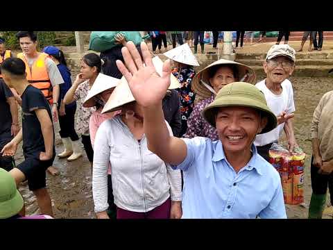 Hiệp hội Bất động sản Ninh Bình và bà con Ninh Bình cứu trợ đồng bào Miền Trung