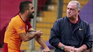 Galatasaray kaptanı Arda Turan Fatih Terim'in gülüşü dünyalara bedel