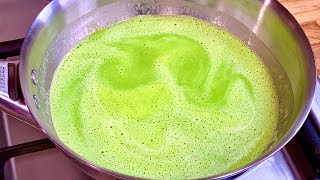 Erbsensuppe - grün - schmeckt nach frischen Erbsen - und alle werden die Farbe lieben!