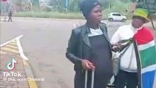 Disturbing Pregnant Zimbabwean Woman Chased Away From Hospital By South Africans