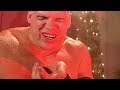 Kane sings a holiday classic in creepy fashion: SmackDown, Dec. 8, 2006