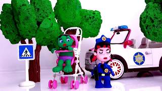 Superhero Babies 💕 Frozen Elsa and Cute little baby Hulk Play Doh Stop Motion and Cartoons For Kids