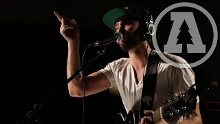 Watch Shakey Graves To Cure What Ails video