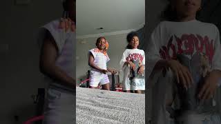 Dont Mind My Sister Twerking