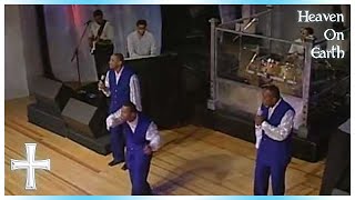 Watch Williams Brothers No In The Middle Live video