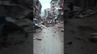 Dehşete düşüren görüntüler! Hatay'da depremin ardından binaların çoğu yıkılmak ü