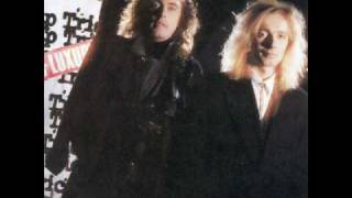 Watch Cheap Trick All Wound Up video