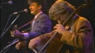 Watch Lyle Lovett You Cant Resist It Live video