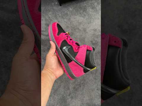 Run the Jewels dunk high first look #skateboarding #fashion #nikesb #runthejewels