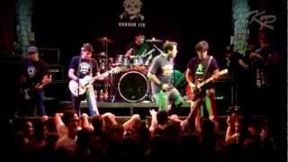 Watch Rivets Dont Wanna Fight video