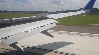 Llegando A Norte America Y Sinti Jennifer Granda