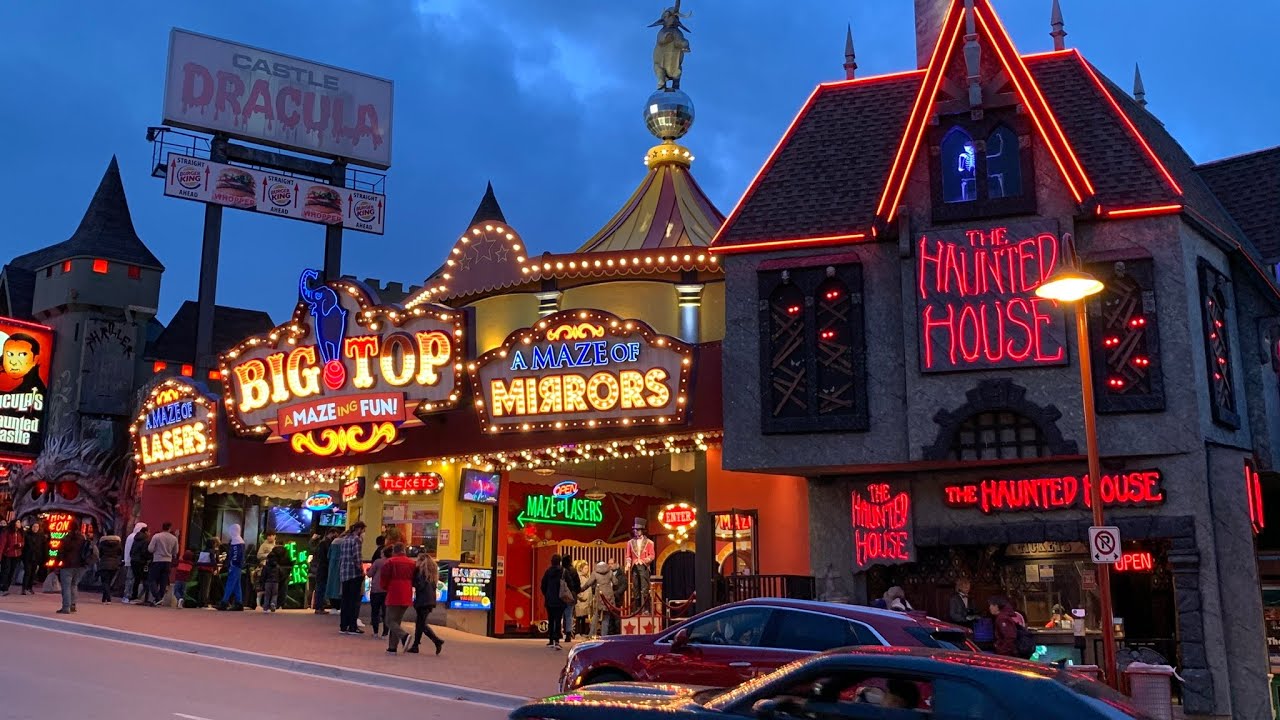 Clifton hill attractions fun house