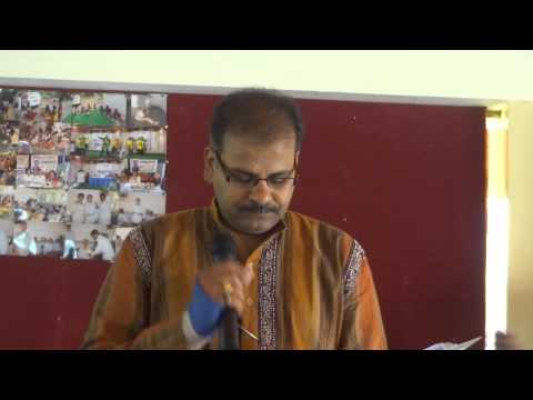 Kisi ki muskurahaton pe ho nisaar