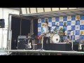 2013小糸川花火大会のステージイベント2 八重原中出身の 龍介さん1