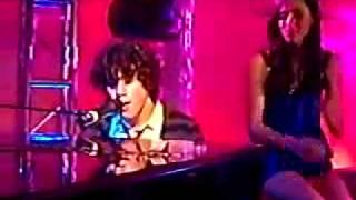 Watch Jonas Brothers Let You Go video