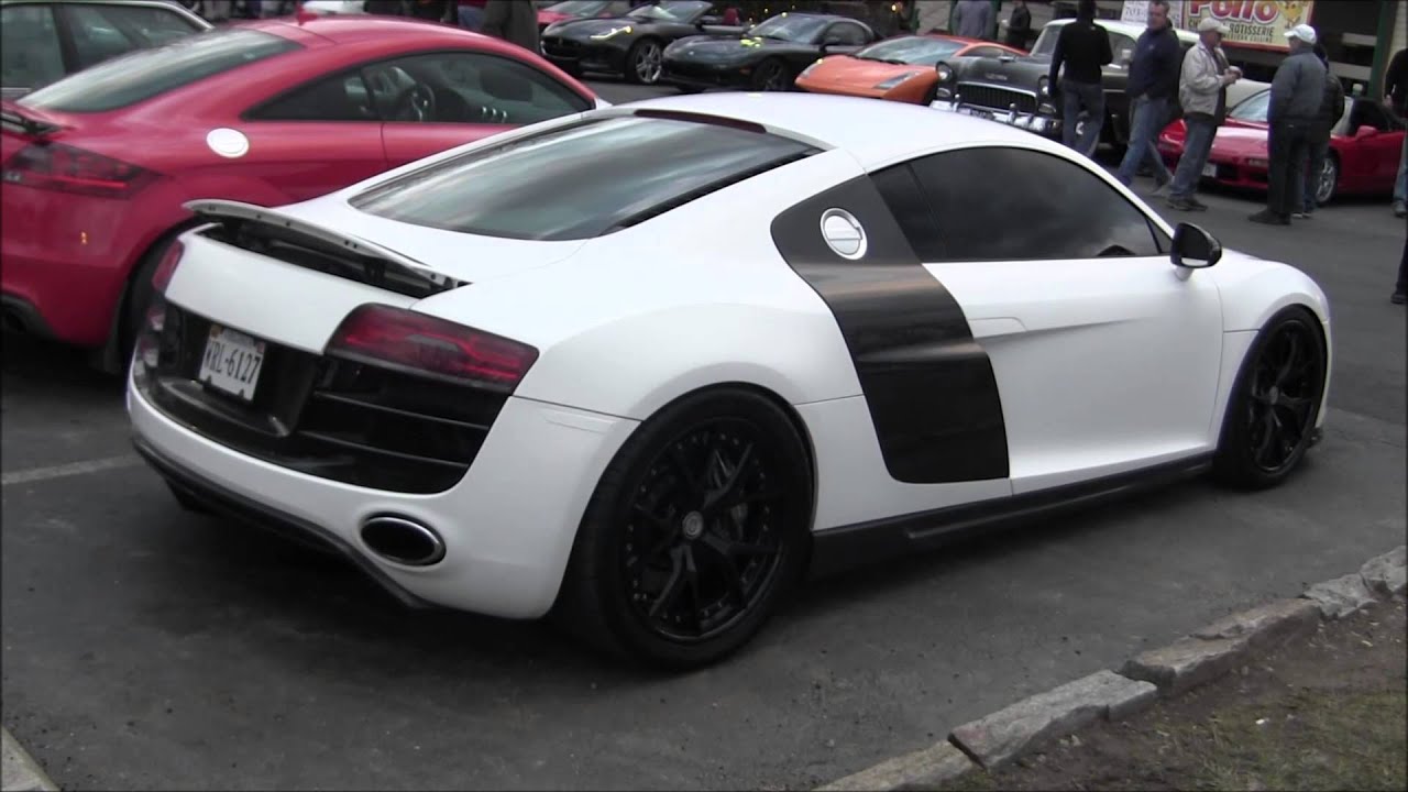 Audi R8 Spyder Black Rims