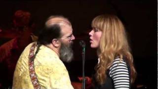 Watch Steve Earle Heaven Or Hell video