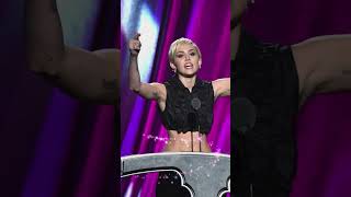 Is Armpit Hair Attractive?