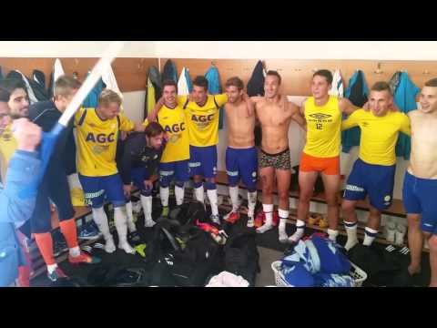 Radost juniorky po utkn s Tincem (11.10.2015)