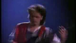 Watch Duran Duran Cracks In The Pavement video