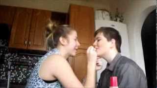 Cute Couple - Make Up