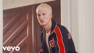 Watch Gus Dapperton World Class Cinema video