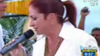 Watch Gloria Estefan Esperando cuando Cuba Sea Libre video