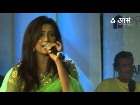 Chikni Chameli By Shreya Ghoshal ( AAS Housewives Awards 2012...