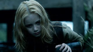 Vikings - Sigurd Finds Bjorns Daughter Siggy Dead In The River 4X9 Full Hd