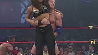 Gail Kim Looses To Guys
