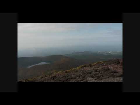 霧島・韓国岳登山　火口湖と温泉の山