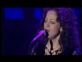 Perla Batalla sings Suzanne live in Spain