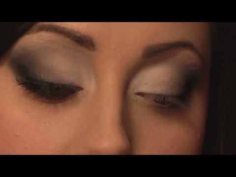 Выразительный макияж с матовыми тенями (перевод видео)