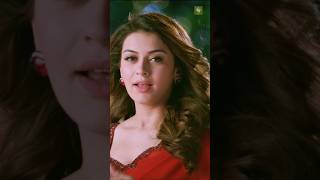 Hana Motwani Hot Expression