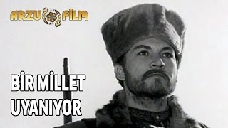 Bir Millet Uyanıyor | Kartal Tibet - Siyah Beyaz Filmler