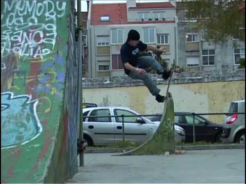 Andy Scott's part from "Baghead flats"