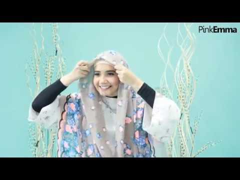 Tutorial Hijab Zaskia Sungkar Praktis Untuk Daily Look Mau lihat tutorial hijab lainnya? Kamu bisa klik di siniMau lihat tutorial hijab lainnya? Kamu bisa klik di sinihttps://www.pinkemma.com/magazine/category/tutorial.