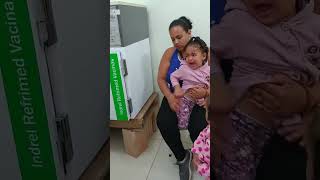 Valentinny Estava Tomando Vacina Chorando Ela