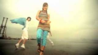 Watch Bonnie Pink So Wonderful video