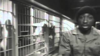 Watch 2pac Trapped video