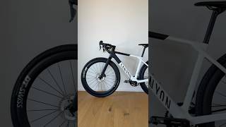 Welcome Home Canyon Grail Cf Slx 8 Di2 - Chrome Whisper
