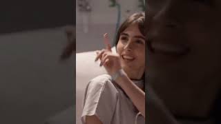 Você É Bonita, Né, Garota. Eu Senti Daqui...