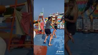 Melike Kavak Sevgilisiyle Tatilde Dans Ediyor Yeni Tiktok Videosu