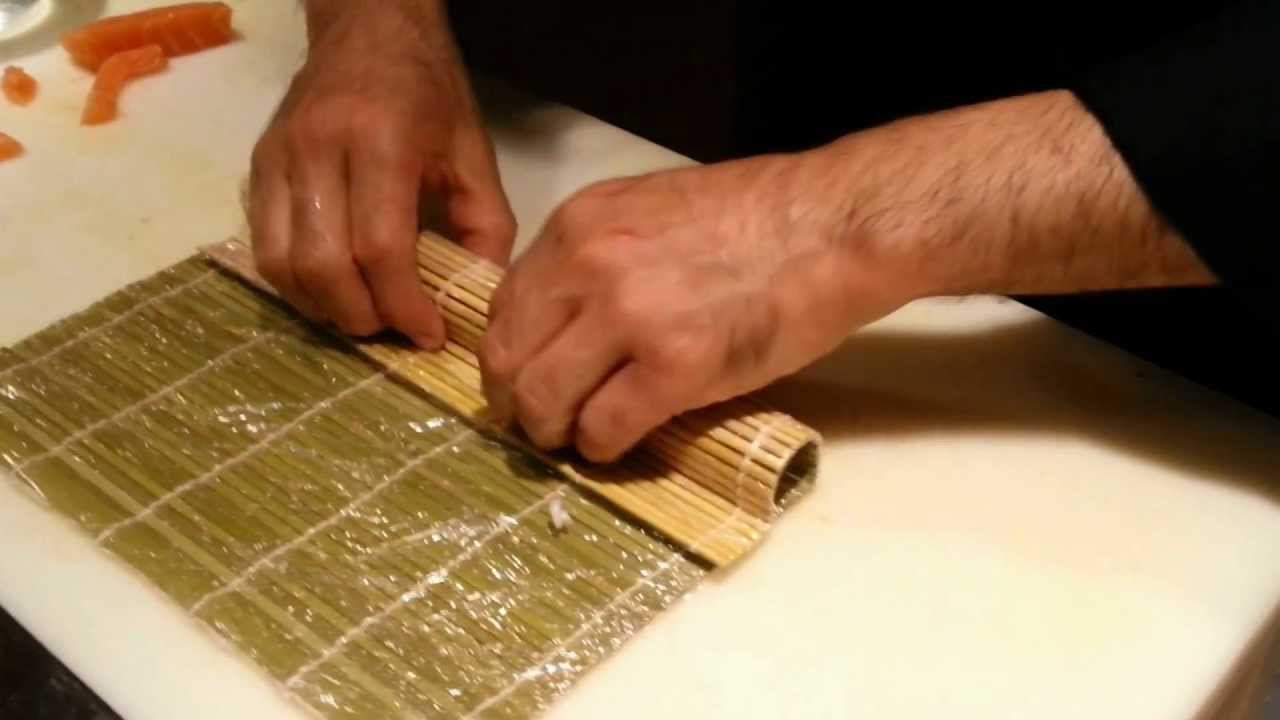 Cómo hacer Maki Sushi por David Juarez de Restaurante Tsunami YouTube