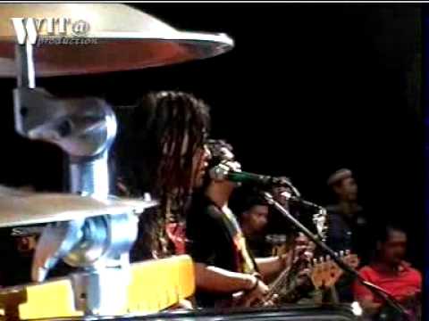 Tony Q Rastafara live BLORA _cahayamu